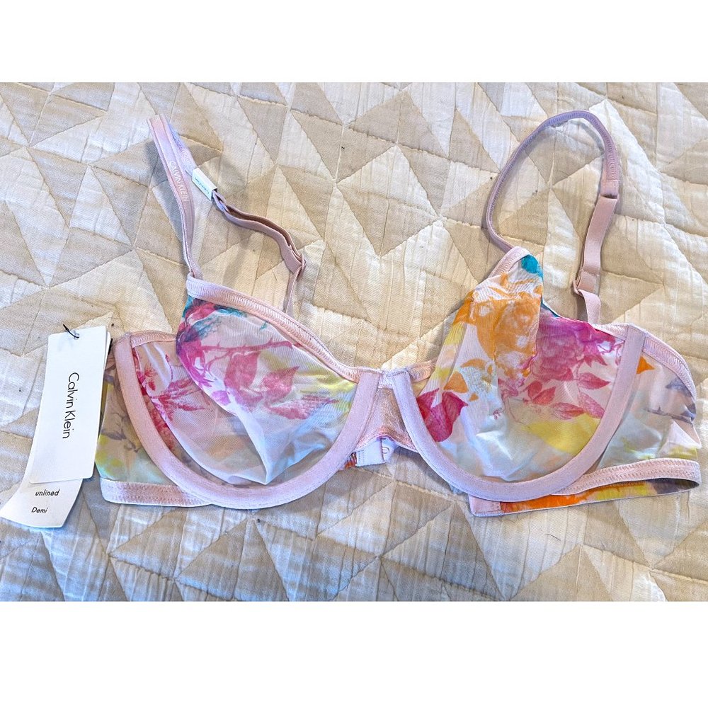 Printed mesh floral bra